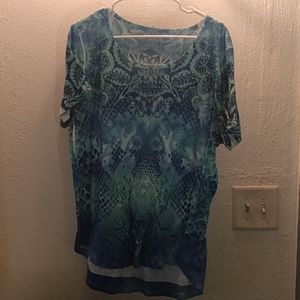 Blue and light green tshirt